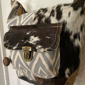 Myra cross body bag